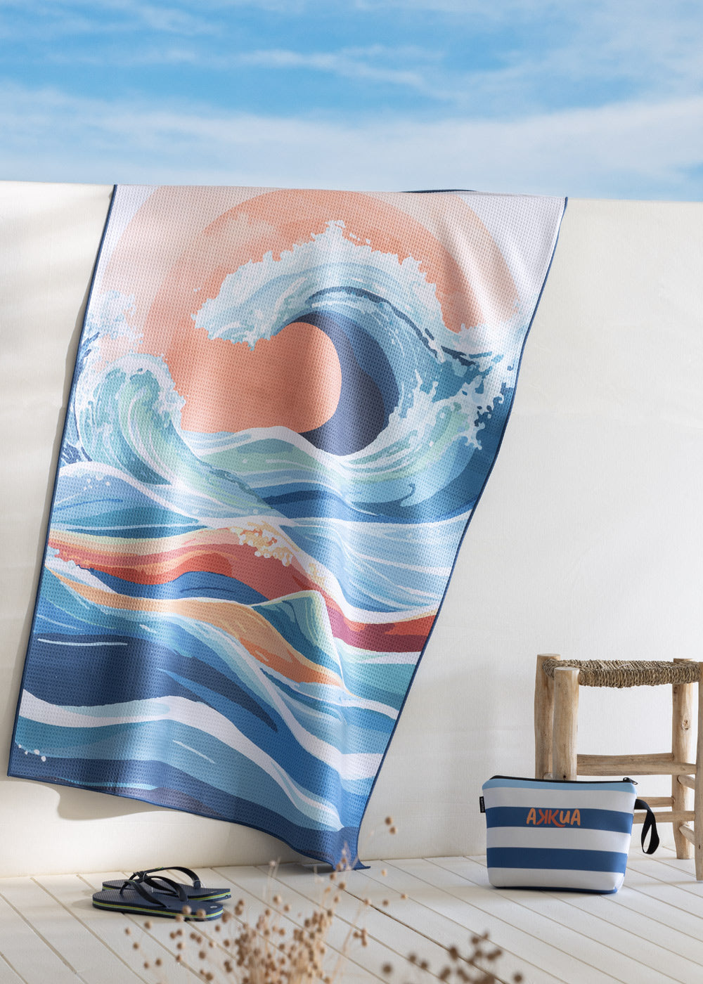 BEACH TOWEL + BAG BEVERLY