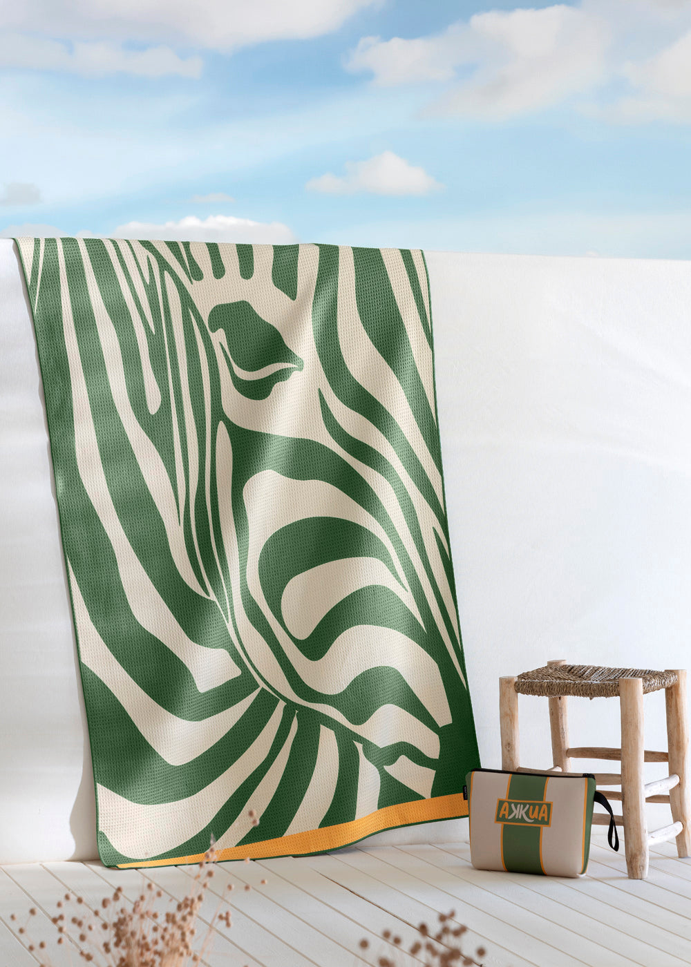 BEACH TOWEL + BAG NAIROBI